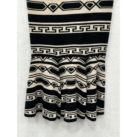 Alice + Olivia Black & Cream Aztec Darby Drop Waist Knit Sweater Dress Size S - Picture 7 of 10